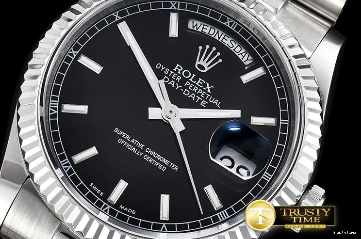 1014 RDD0215D – DayDate 36mm Chic 687